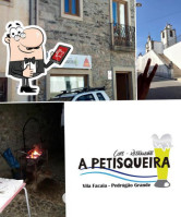 A Petisqueira — Café food