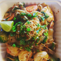 Hi Thai Food Truck food