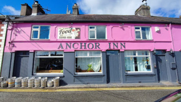 Anchor Inn outside