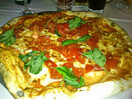 Pizza Per Tutti food