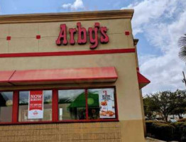 Arby's outside