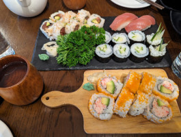 Banyi Japanese Dining food