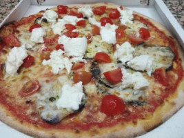 Sacco Pizza Da Roberto food