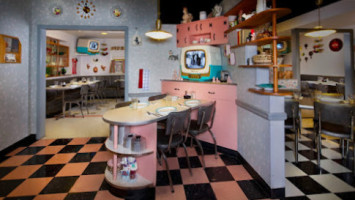 50's Prime Time Cafe inside