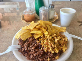 Fritanga Cocina Dona Angela food