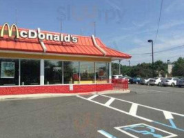 Mcdonald's outside