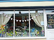 Tea Cakes And Tiaras outside