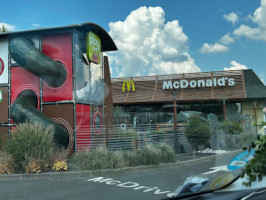 Mcdonald's outside