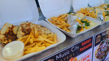 Music City Gyros food