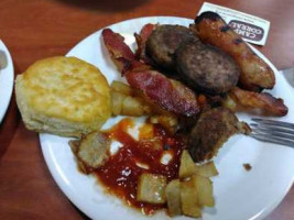 Golden Corral food