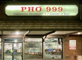 Pho 999 food