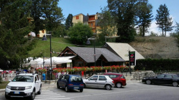 Chalet Delle Rose outside