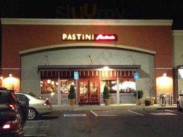 Pastini outside