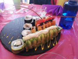 Sushinow Los Andes food