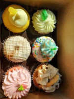 Gigi's Cupcakes food