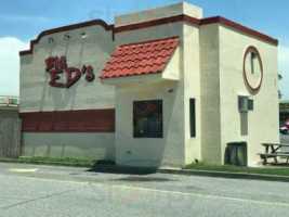 Big Ed's inside