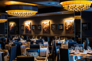 Morton's The Steakhouse food