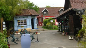 Estaminet de Saint Joseph Village food