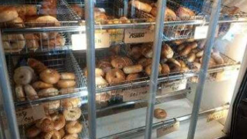 Towson Hot Bagels food