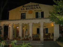 Sa Romana outside