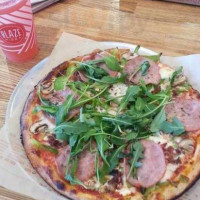 Blaze Pizza food