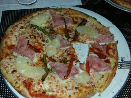 Pizzeria Pierino food