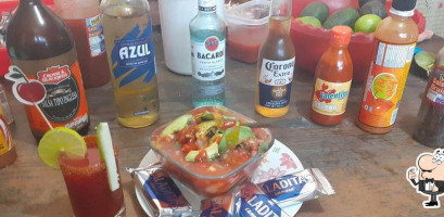 Mariscos El Brochas food