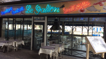 Le Galion inside