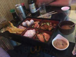 Sansui Sushi Bar & Grill food