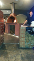 Pizza Gusto inside