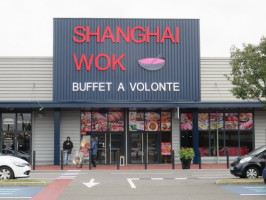 Shanghai Wok outside