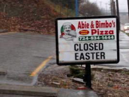 Abie's & Bimbo's Pizza outside