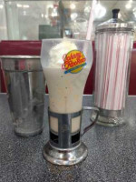 Johnny Rockets food