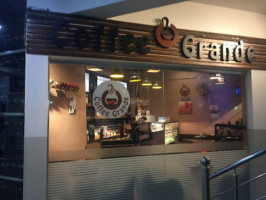 Coffee Grande inside