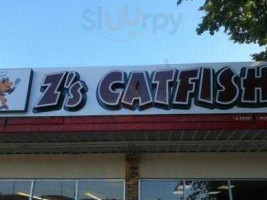 Z's Catfish outside