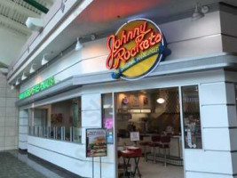 Johnny Rockets inside