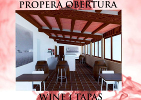 Wine&tapas inside