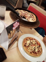 Pizza Hut Maia Shopping food