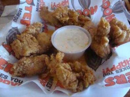 Hooters food