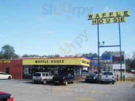 Waffle House outside