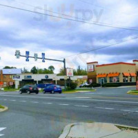 Dunkin Donuts outside