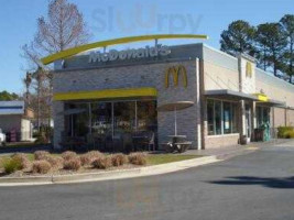 Mcdonald's outside