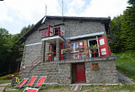 Rifugio Portafranca outside