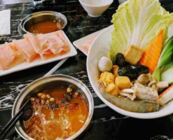 Little Hot Pot food