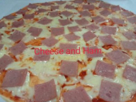 Dhodz Pizza food