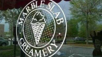 Marble Slab Creamery outside