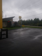 Bunny's Frozen Custard outside