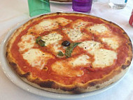 Pizzeria Due Torri food