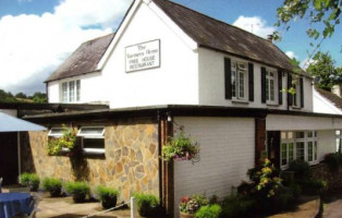 The Farmers Arms inside