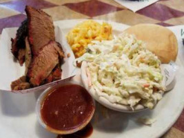 Wildwood Smokehouse Of Roanoke food